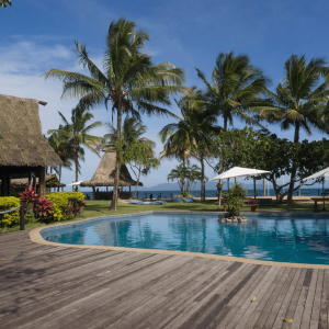 Diving_Express_Fiji_Dive_Tour_Image_Uprising_Beach_Resort_2