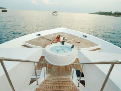 Diving_Express_Maldives_Dive_Tour_Image_Liveaboard_Emperor_Leo_01