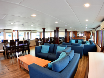 Diving_Express_Maldives_Dive_Tour_Image_Liveaboard_Emperor_Leo_02