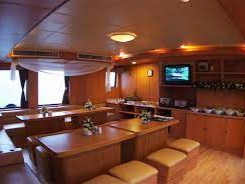Diving_Express_Indonesia_Dive_Tour_panunee_Liveaboard_3